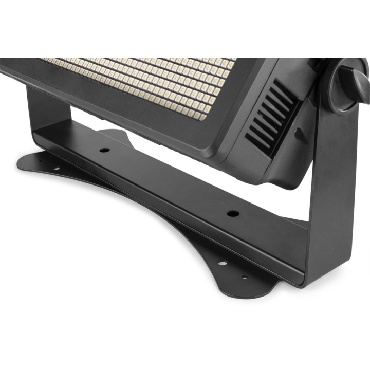 Acquista BEAMZ BS1500W STROBOSCOPE LED CW IP65 online | Merula Strumenti Musicali