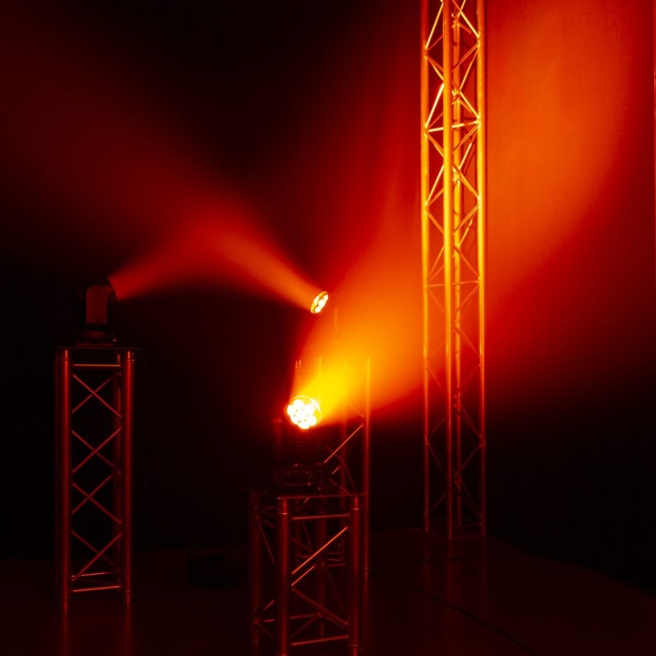 Acquista BEAMZ COBRA 712 LED WASH 7X12W ZOOM online | Merula Strumenti Musicali