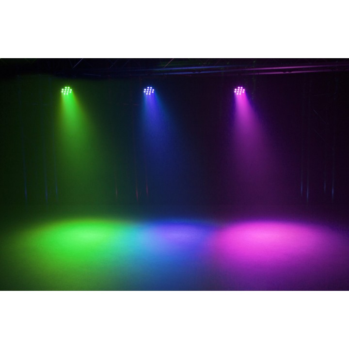 Acquista BEAMZ SLIMPAR35 12 X 3W 3IN1 RGB DMX online | Merula Strumenti Musicali