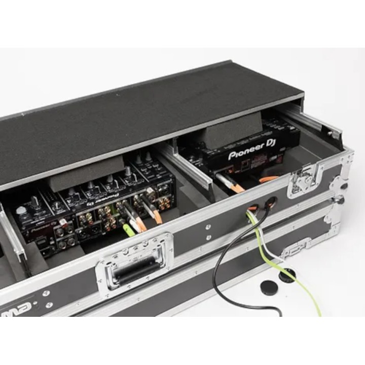 Acquista MAGMA MULTI FORMAT WORKSTATION PLAYER/MIXER SET online | Merula Strumenti Musicali
