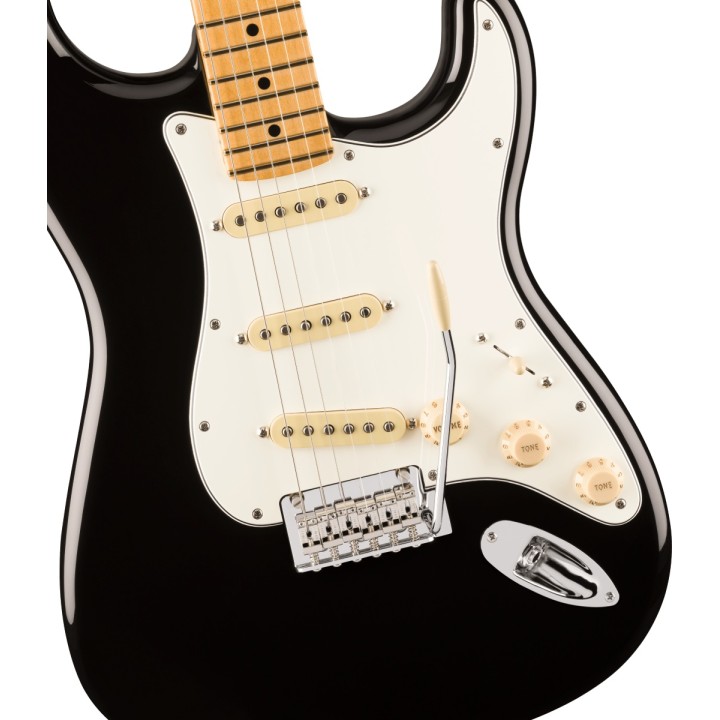 FENDER - Player II Stratocaster, Maple Fingerboard, Black | Merula Strumenti Musicali