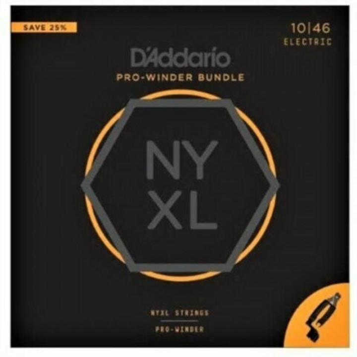 D'Addario - NYXL1046-PW Set Corde per Chitarra Elettrica 10-46 con Tronchesine, Avvolgicorde, Bicchiere D'Addario