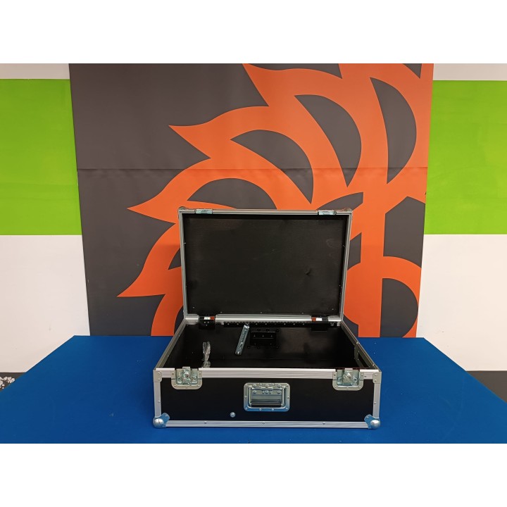 Acquista Rch Flight Case Per Ddx 3216 (EX-DEMO) online | Merula Strumenti Musicali