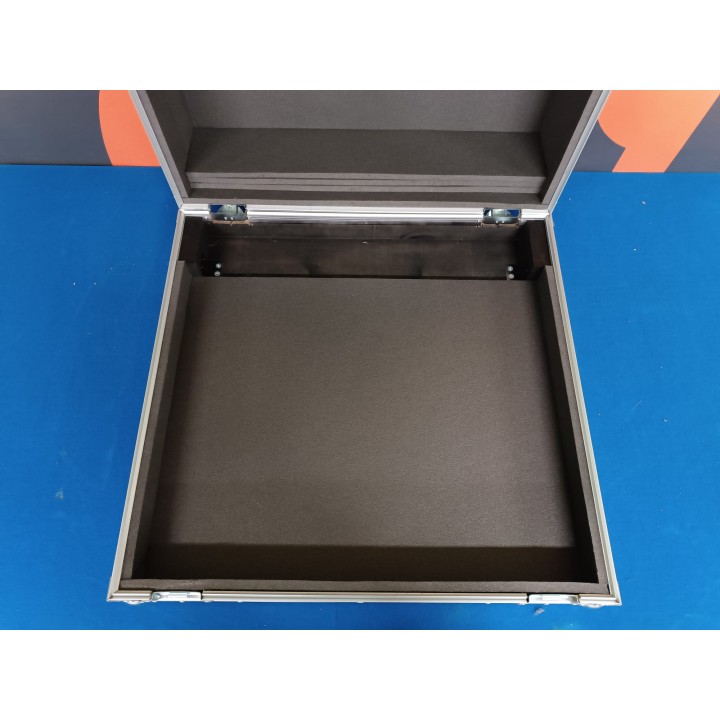 Acquista Rch Flight Case Per Ven 240 (EX-DEMO) online | Merula Strumenti Musicali