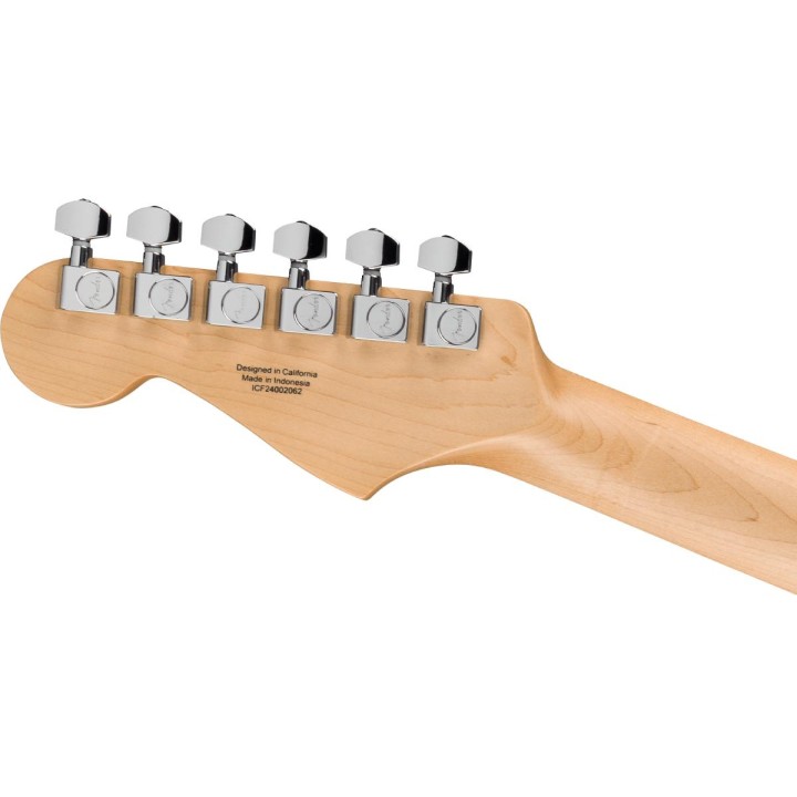 FENDER - Standard Stratocaster, Laurel Fingerboard, White Pickguard, Aqua Marine Metallic