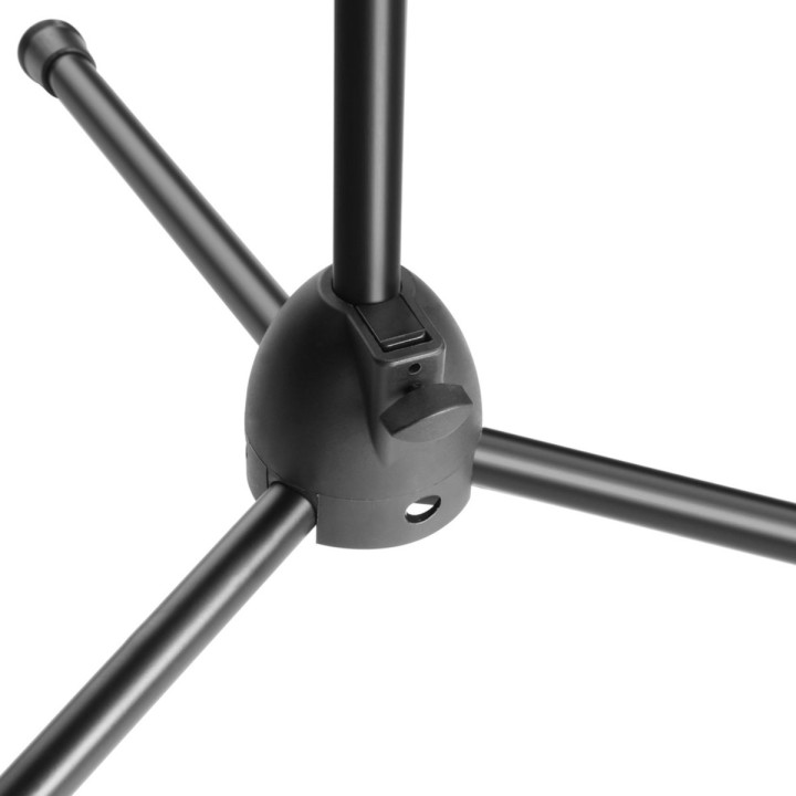 adam-hall-s5Be-asta-microfonica-2