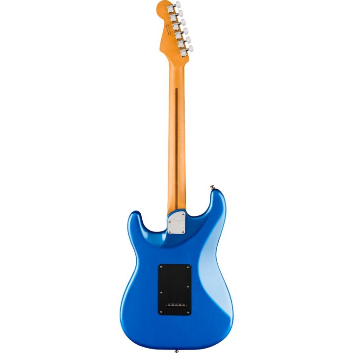 Fender - American Ultra II Stratocaster, Ebony Fingerboard, Noble Blue