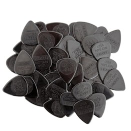 Acquista ERNIE BALL 9137 PLETTRI IN NYLON HEAVY .97MM online | Merula Strumenti Musicali