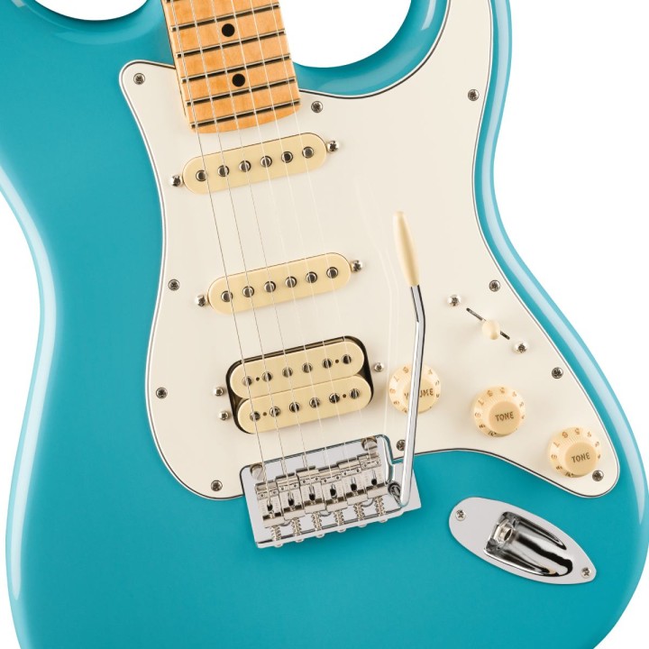 Fender Player II Stratocaster HSS Maple Fingerboard Aquatone Blue, Chitarra elettrica solid body
