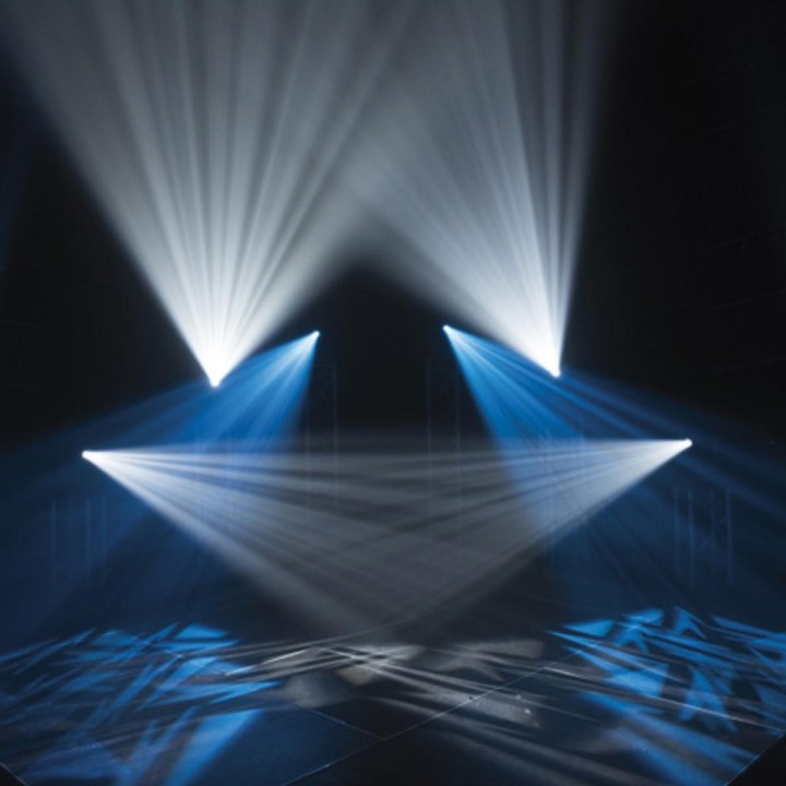 Showtec Phantom 130 Spot, testa mobile Spot LED 130 W