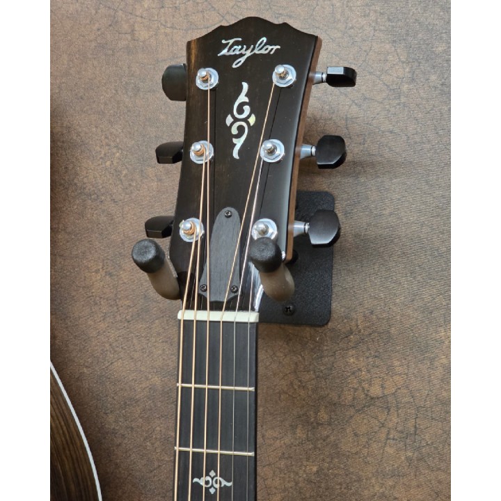 Taylor - Gold Label 814E