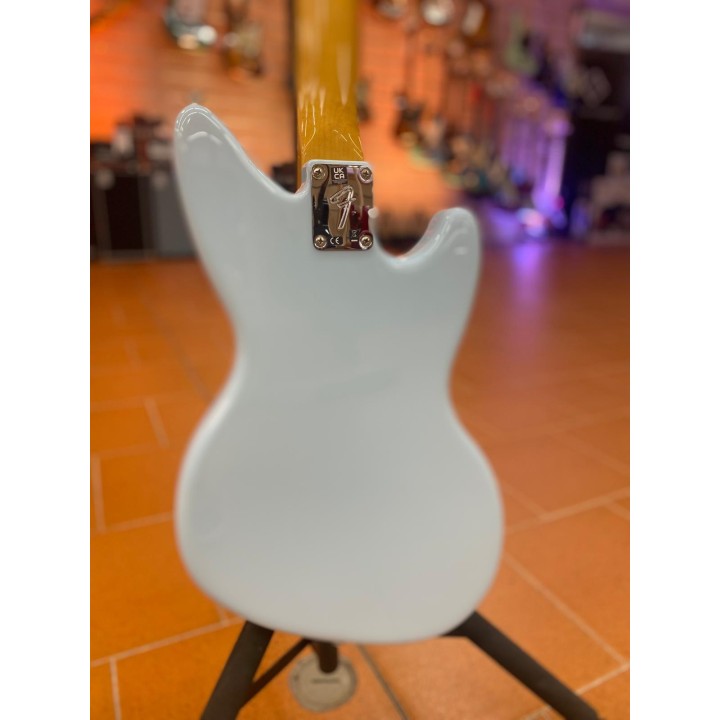 Acquista FENDER Kurt Cobain Jag-Stang Left-Hand, Rosewood Fingerboard, Sonic Blue (USATO) online | Merula Strumenti Musicali