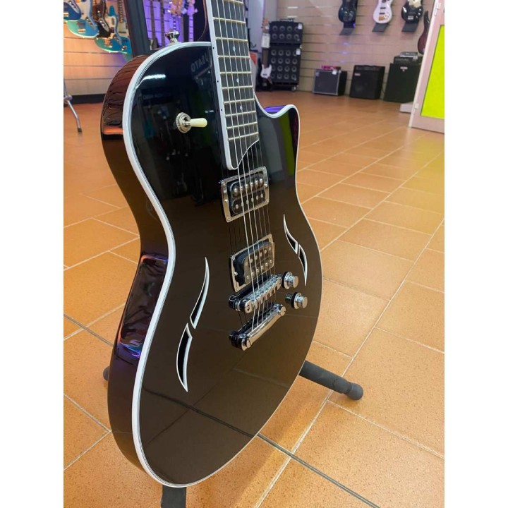 Taylor T3 - Chitarra elettrica semi-hollow body