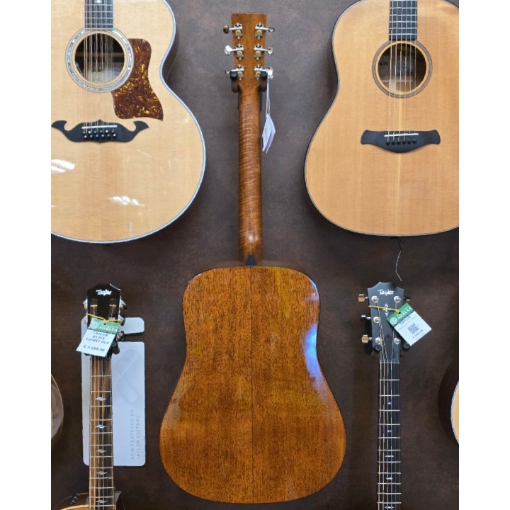 Martin - D-18 (2025)