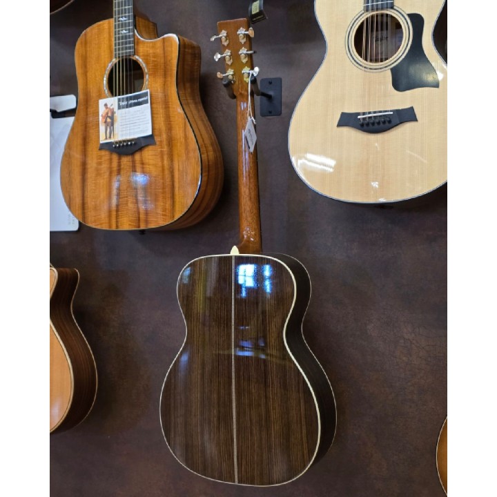 Martin - 000-EC 30th Anniversary