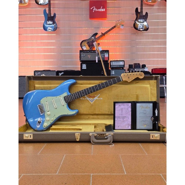 Fender Custom Shop 1962 Stratocaster Relic Lake Placid Blue - 9235700038