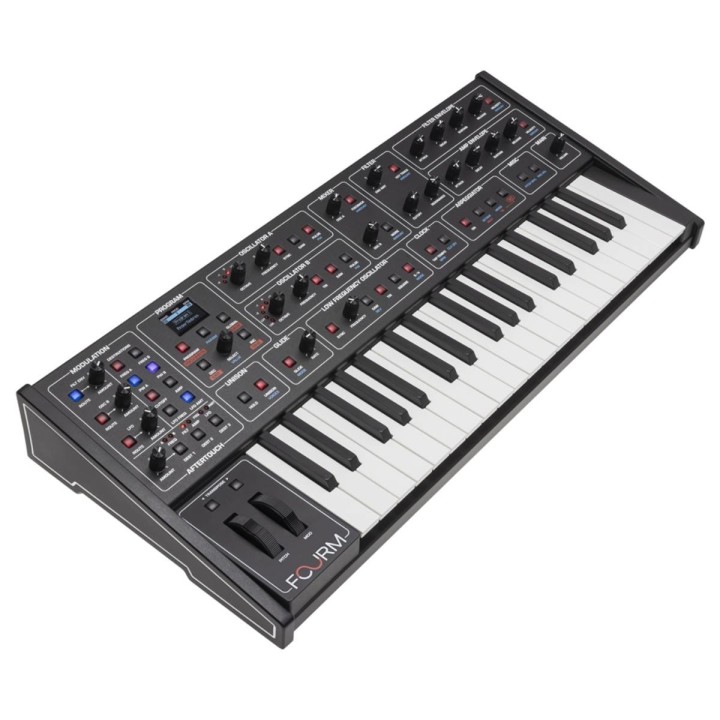 Sequential Fourm - Synth analogico a 4 voci