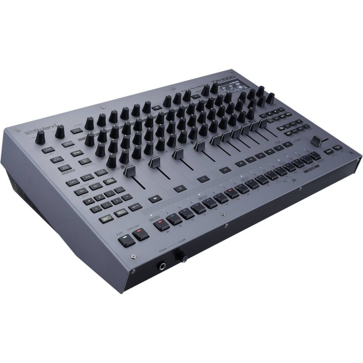 Roland - TR-1000 Drum Machine - Rhythm Creator