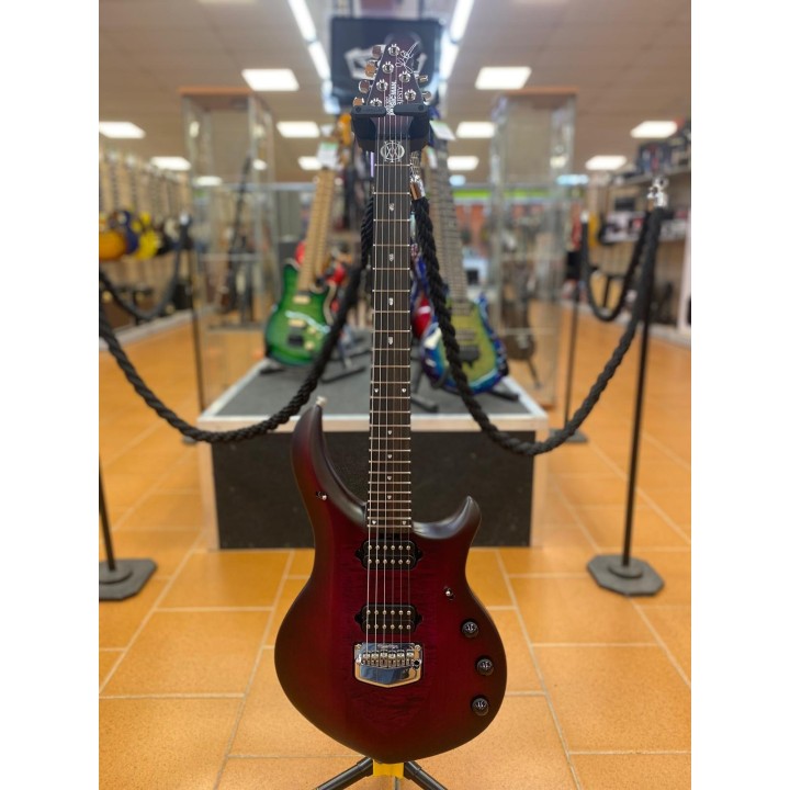 Music Man - Majesty Amaranth Red