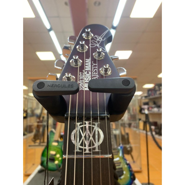 Music Man - Majesty Amaranth Red