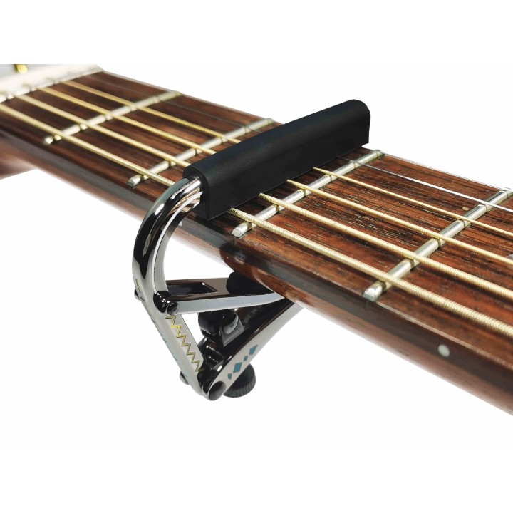 Acquista Shubb 529652 Capotasto 50 Anniversario Acustica/Elettrica online | Merula Strumenti Musicali