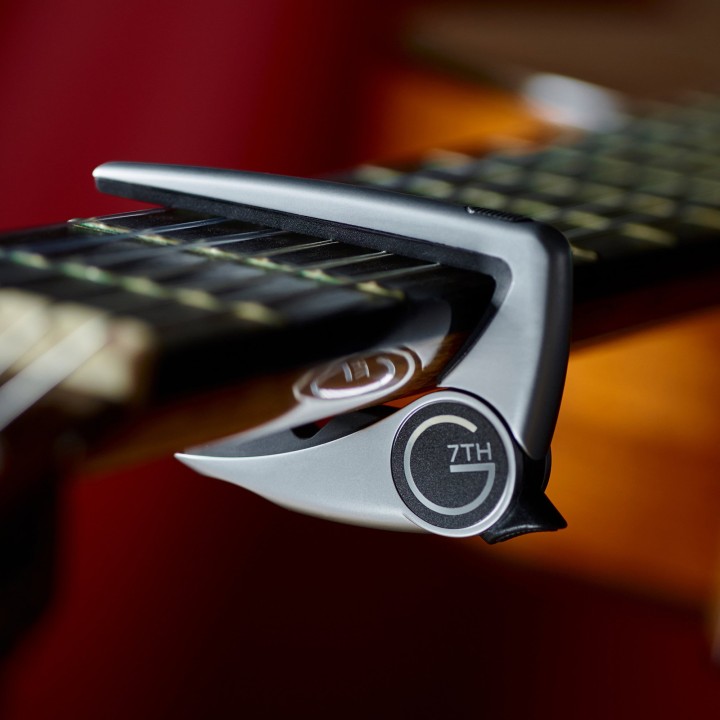 Acquista G7th 529700 Capotasto Performance C53013 online | Merula Strumenti Musicali