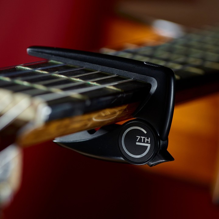 Acquista G7th 529702 Performance Classica Black online | Merula Strumenti Musicali