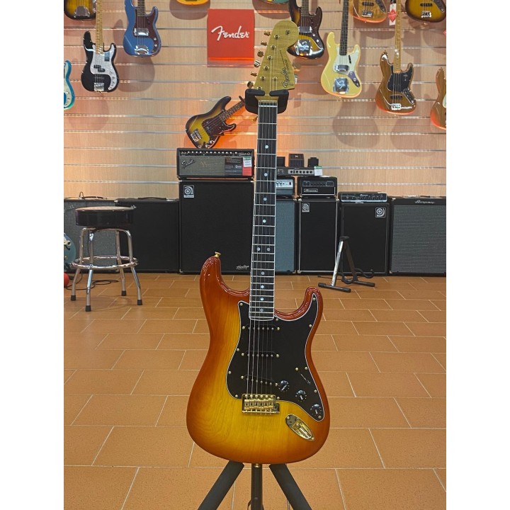 Fender Custom Shop - American Custom Stratocaster NOS, Ebony Fingerboard, Sienna Sunburst