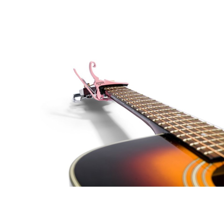 Acquista Kyser 529229 Capotasto Pink Revival online | Merula Strumenti Musicali