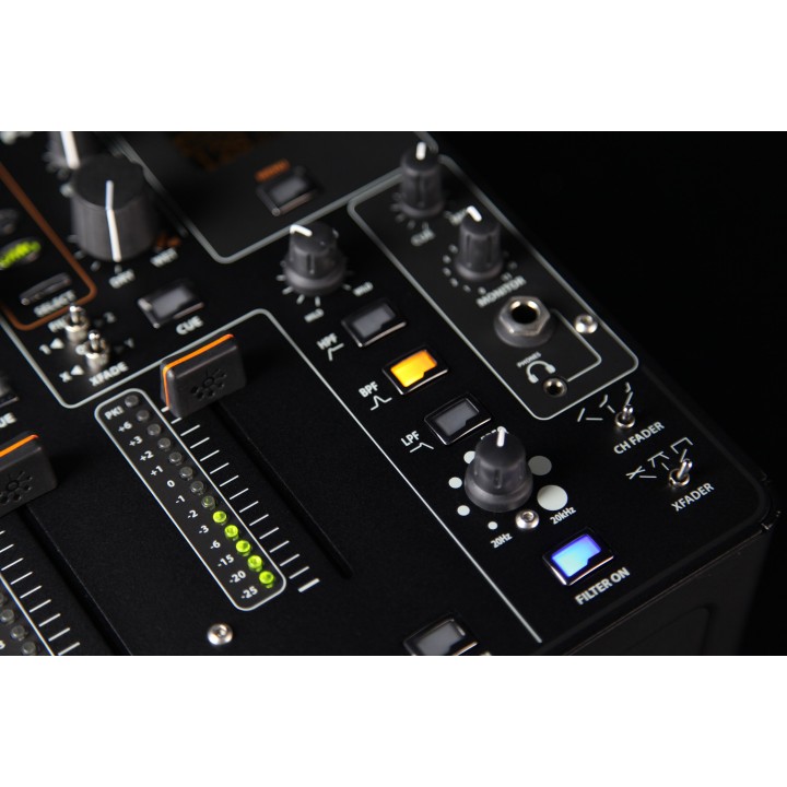 Acquista ALLEN & HEATH Xone DB4 online | Merula Strumenti Musicali