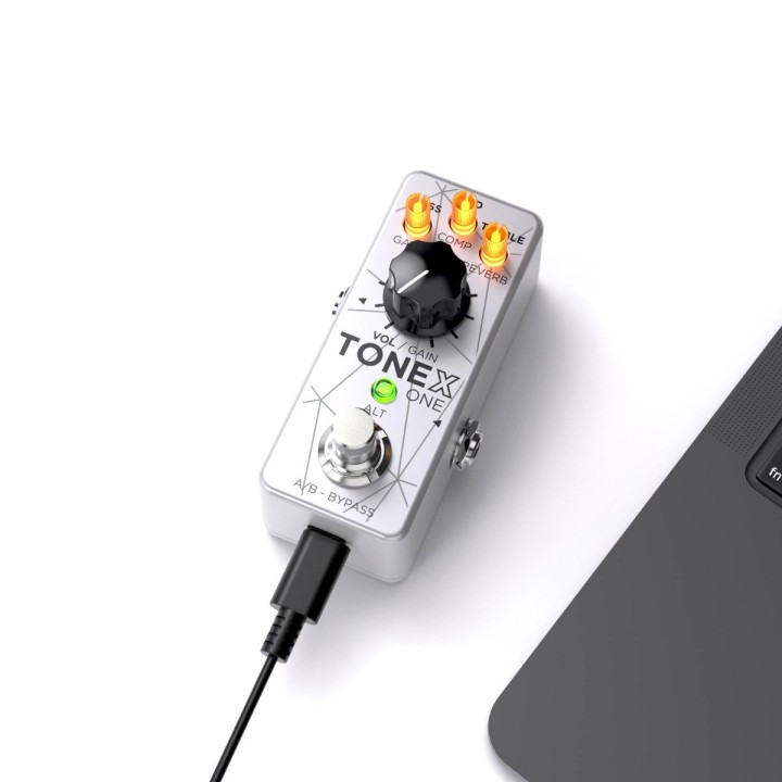 IK Multimedia Tonex One Bass - Modeling Pedal per basso