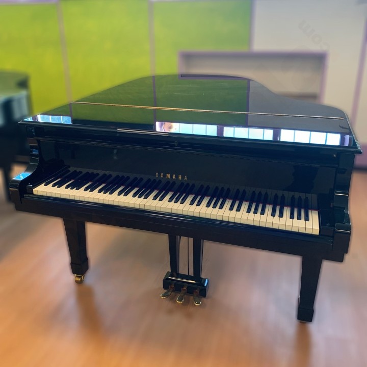 Yamaha C3A (1989) - Pianoforte a Coda