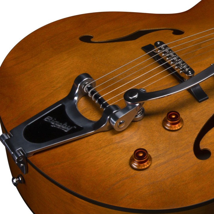 Godin 5th Avenue Jumbo P-Rail Harvest Gold