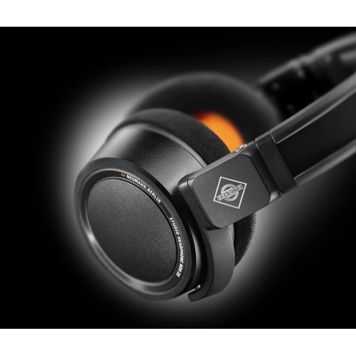 NEUMANN - NDH 20 BLACK EDITION: Cuffie da Studio Chiuse