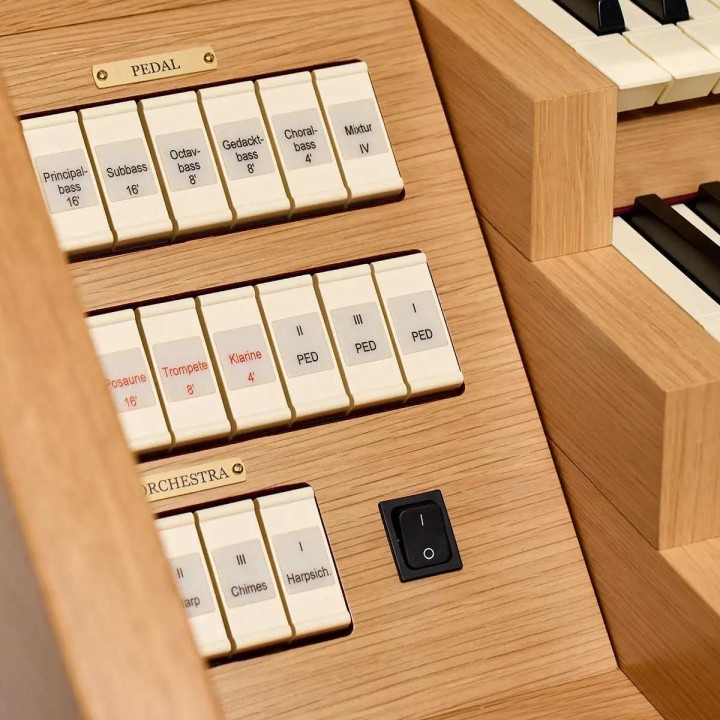 Viscount Maestro 70 DLX - Organo Liturgico