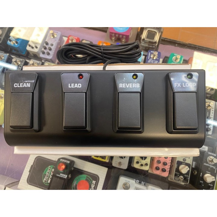 Acquista BUGERA FSB104A (USATO) online | Merula Strumenti Musicali