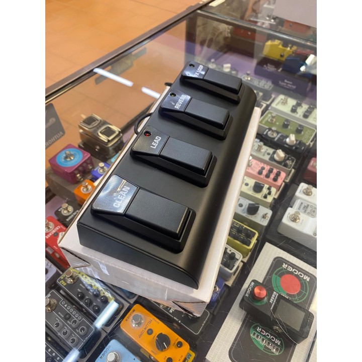 Acquista BUGERA FSB104A (USATO) online | Merula Strumenti Musicali