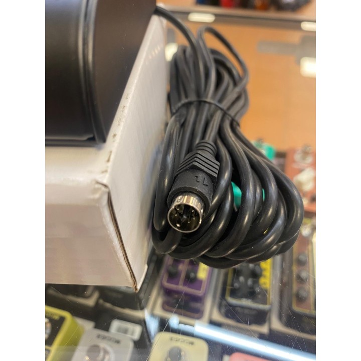 Acquista BUGERA FSB104A (USATO) online | Merula Strumenti Musicali