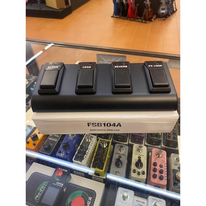 Acquista BUGERA FSB104A (USATO) online | Merula Strumenti Musicali