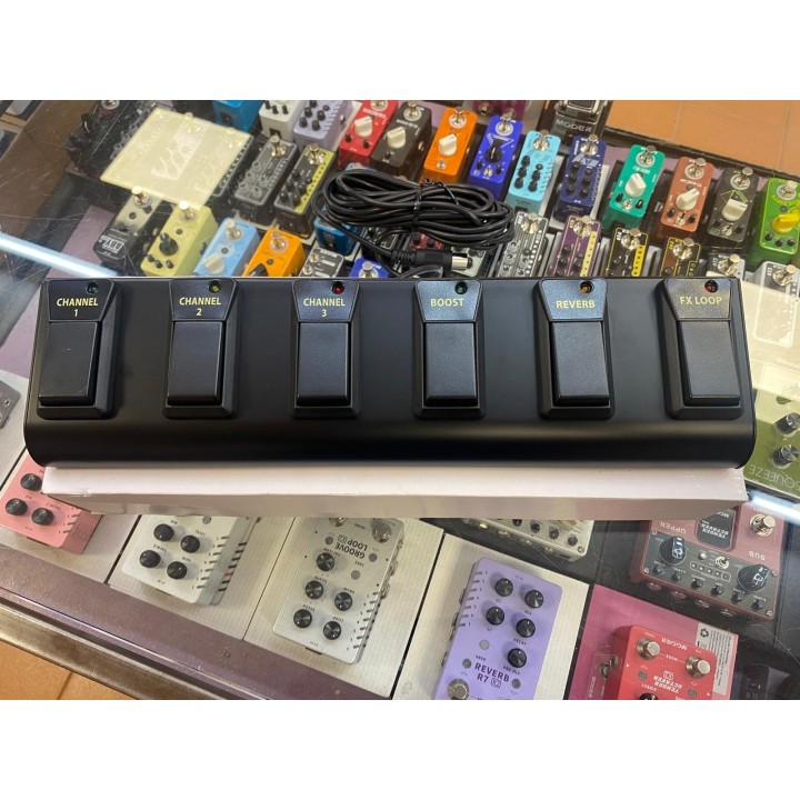 Acquista BUGERA FSB106A online | Merula Strumenti Musicali