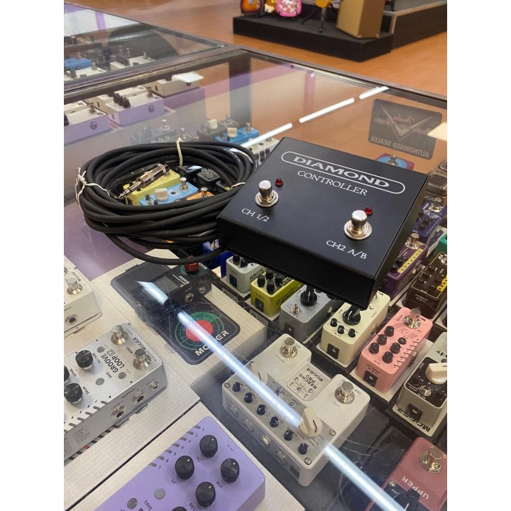 Acquista DIAMOND Controller - Footswitch A 2 Vie (USATO) online | Merula Strumenti Musicali