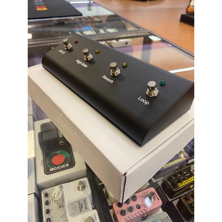 Acquista HIWATT Footswitch A 4 Vie (USATO) online | Merula Strumenti Musicali