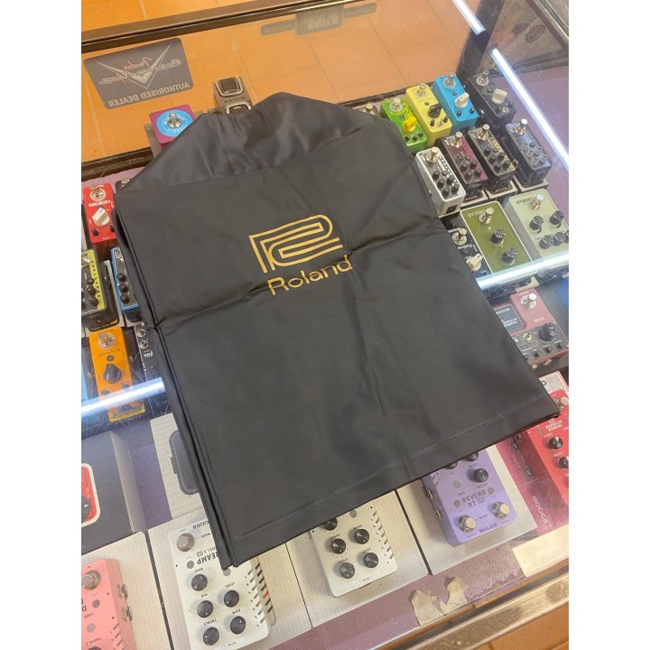 Acquista ROLAND Cover Per Amplificatore 30x21x35 (USATO) online | Merula Strumenti Musicali