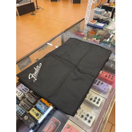 Acquista FENDER Cover In Stoffa Per Amplificatore - 62x42x24 (USATO) online | Merula Strumenti Musicali