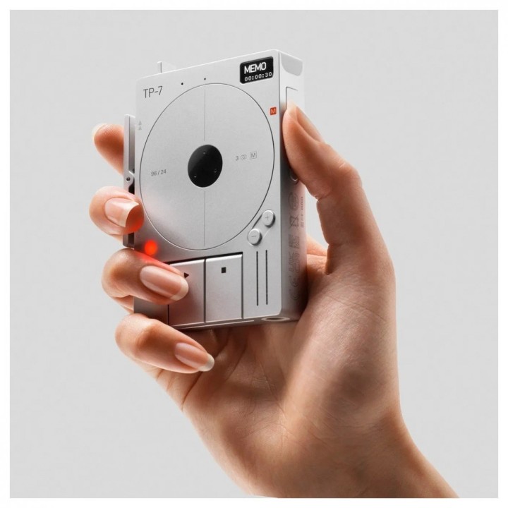 Acquista Teenage Engineering Tp-7 online | Merula Strumenti Musicali