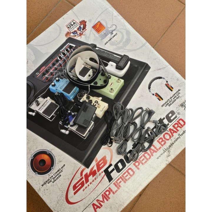 Acquista SKB Footnote Pedaliera Amplificata - 1skb-Fn-8uk (USATO) online | Merula Strumenti Musicali