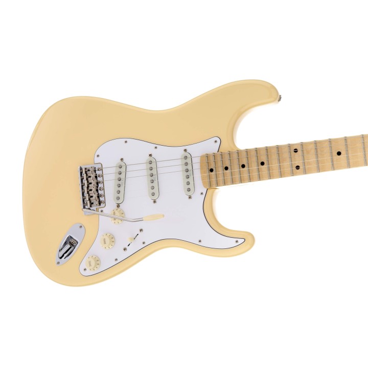 Acquista FENDER Yngwie Malmsteen Stratocaster, Scalloped Maple Fingerboard, Vintage White online | Merula Strumenti Musicali