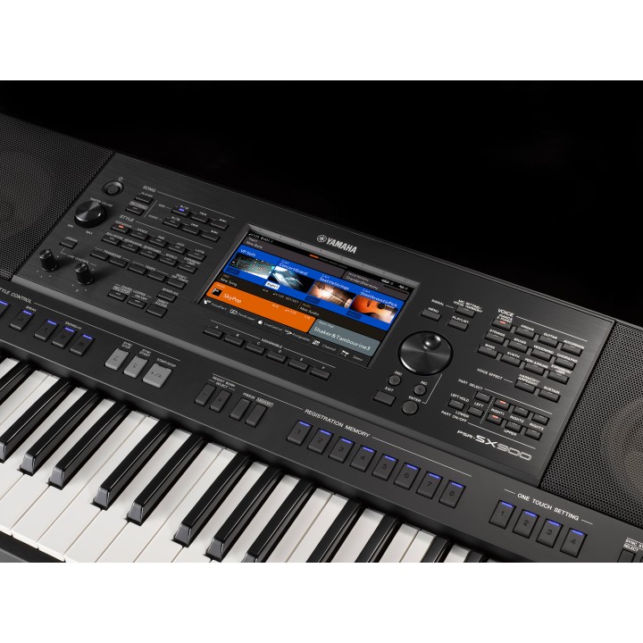 Acquista YAMAHA PSRSX900 online | Merula Strumenti Musicali