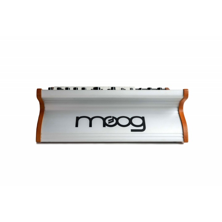 moog-usic-subsequent-25-synth
