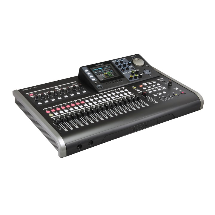 Acquista TASCAM DP-24SD online | Merula Strumenti Musicali